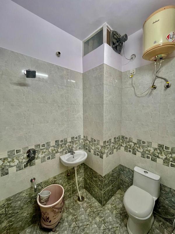 ZenRoofs - 3 BHK Cozy Flat - image 2