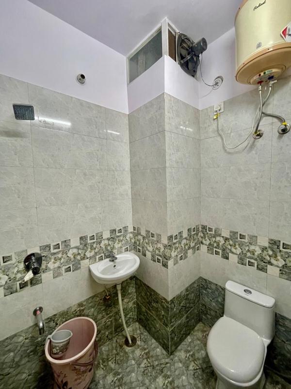 ZenRoofs - 3 BHK Cozy Flat - image 7