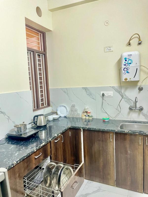 ZenRoofs - 3 BHK Cozy Flat - image 8