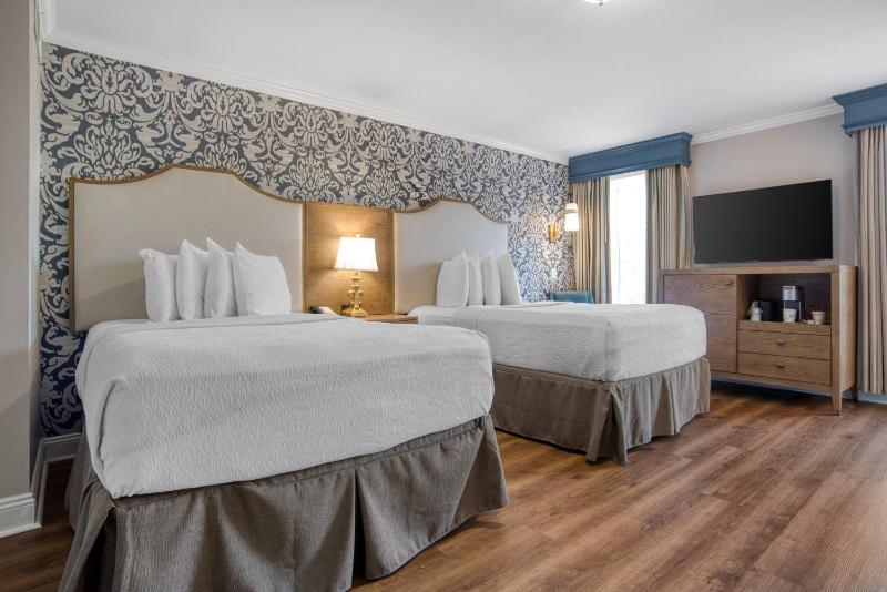 Best Western Plus French Quarter Courtyard Hotel - image 12
