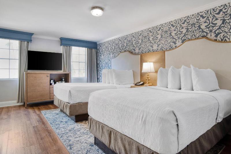 Best Western Plus French Quarter Courtyard Hotel - image 3