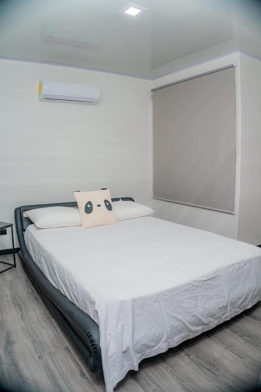 Villa Vet Stylish 3BR Home - New Build - Perfect for families - image 10