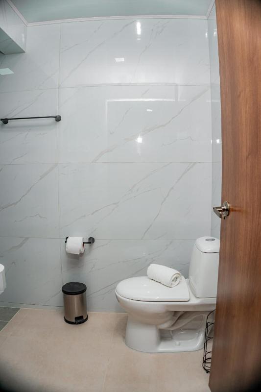 Villa Vet Stylish 3BR Home - New Build - Perfect for families - image 2