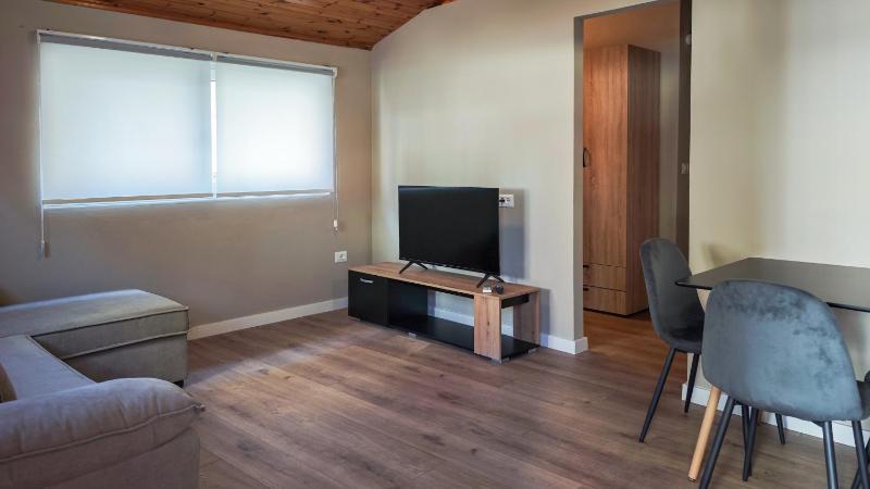 Jera Apartment 2 - image 5