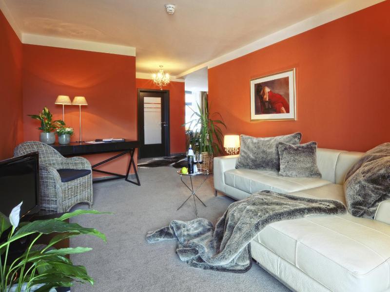 Double Room with Terrace or Balcony image 4