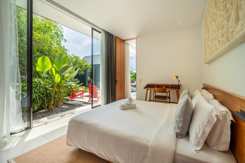 Villa Semilir Pagi Canggu - image 26