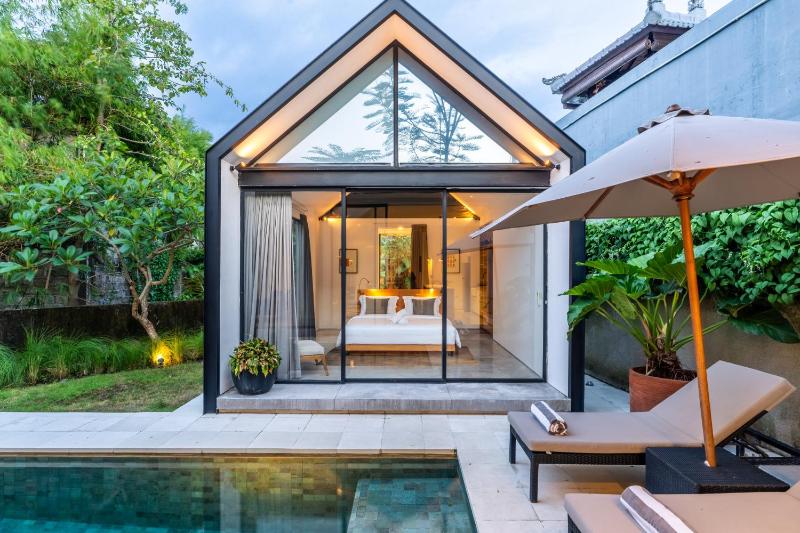 Villa Semilir Pagi Canggu - image 1