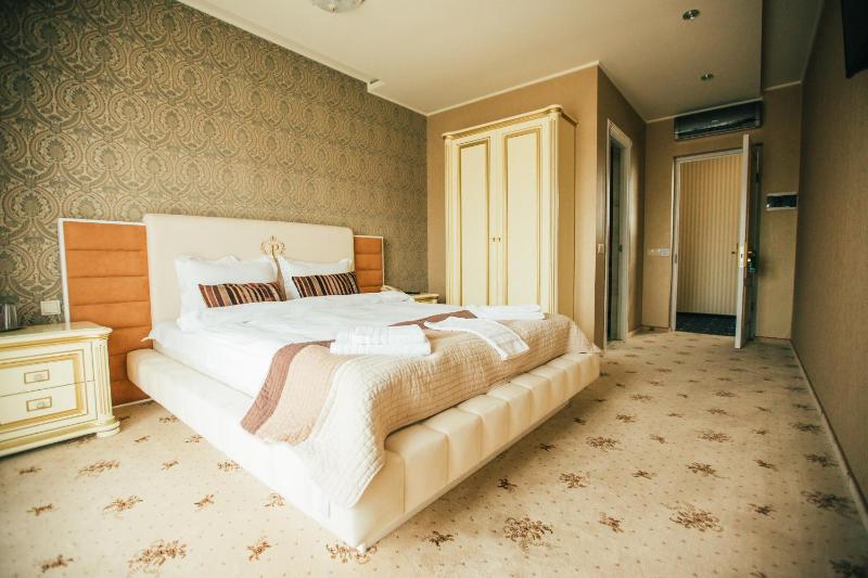 Junior Suite image 3