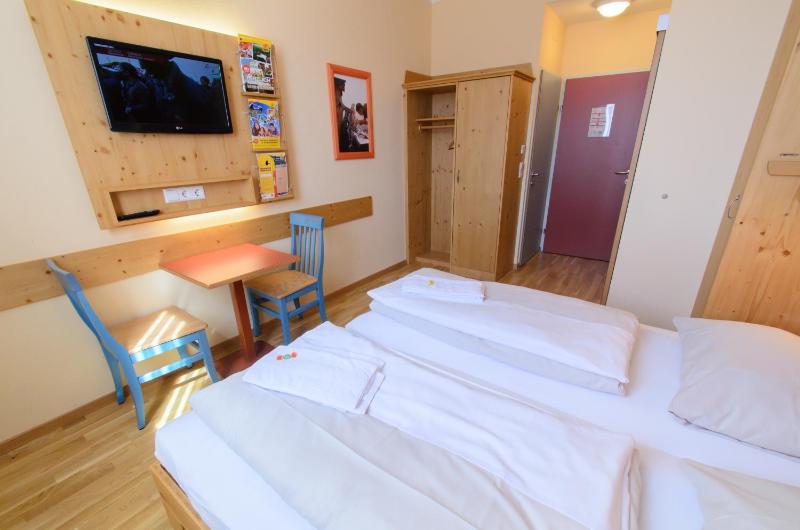  Double Room (Single Use) image 3