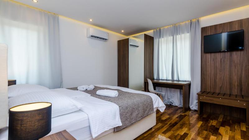 Villa Tesa by Villas Guide - image 7