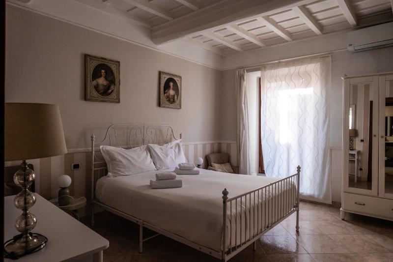 Mario's Apartament in the Spanish Steps - image 13