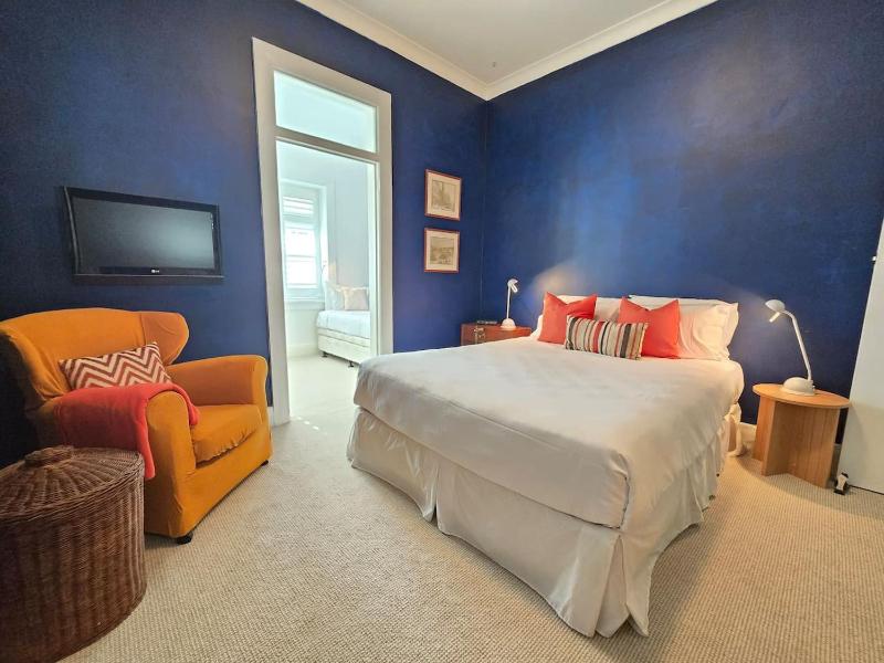 Oceanview 1BR Apartment 10 minute walk to beach - image 13