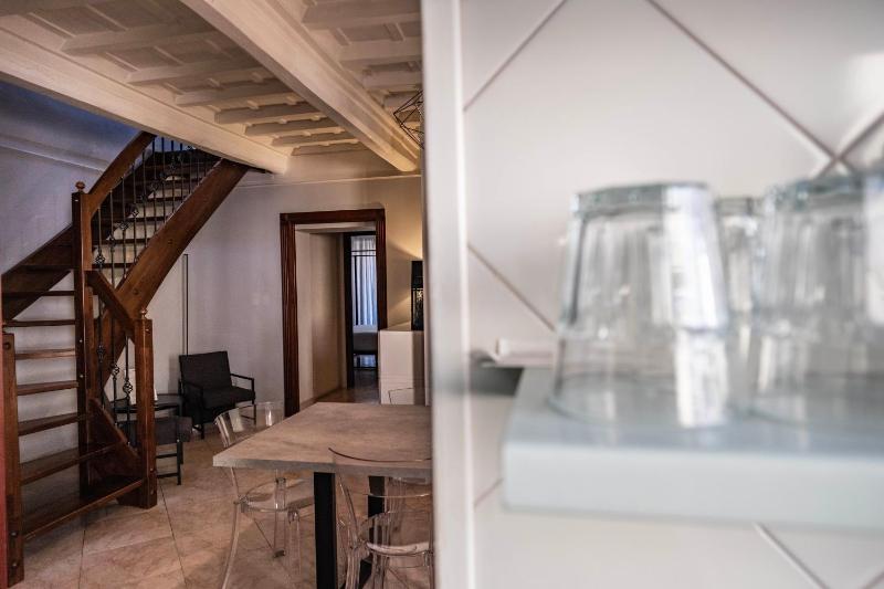 Mario's Apartament in the Spanish Steps - image 2