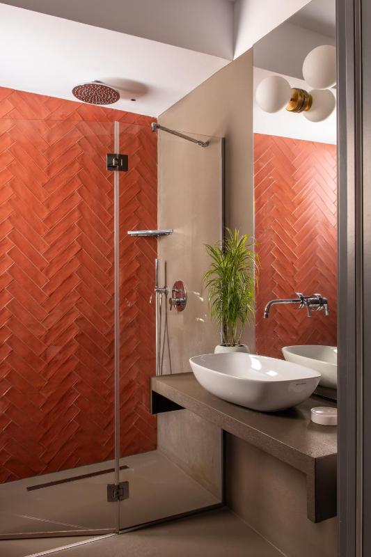 Re Sale Boutique Hotel - image 4