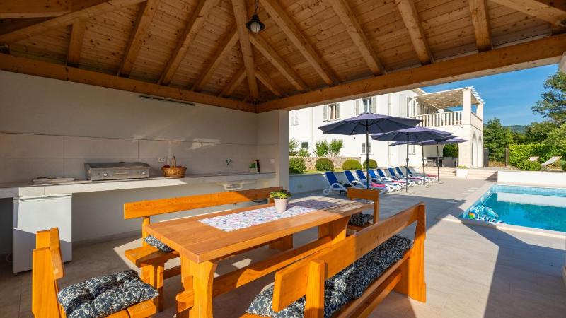 Cypress Paradise by Villas Guide - image 32