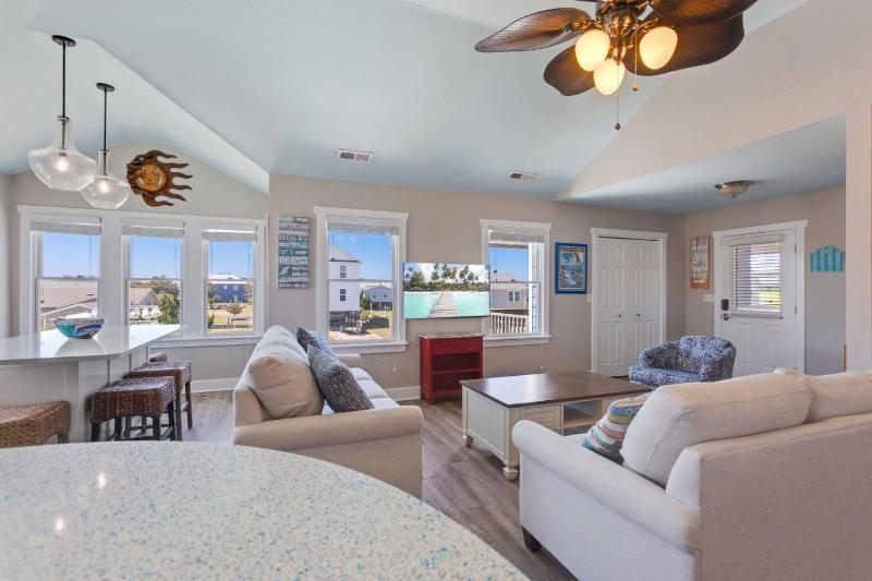 6138 - Island Life Cottage - image 40