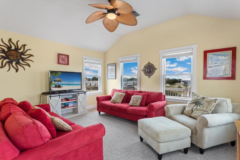 6138 - Island Life Cottage - image 19
