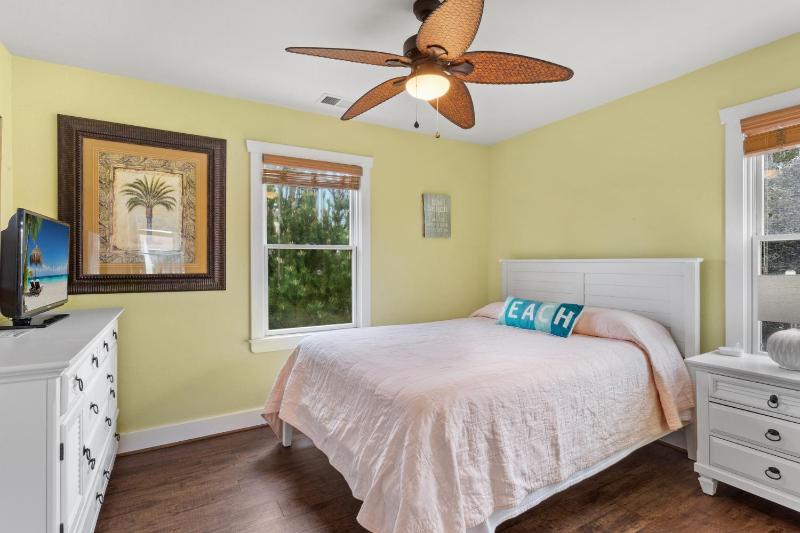6138 - Island Life Cottage - image 31