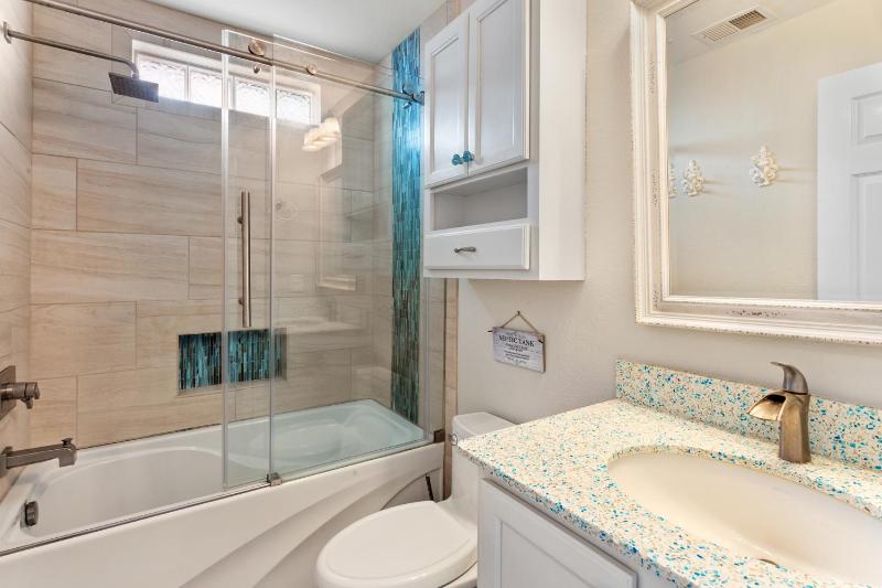 6138 - Island Life Cottage - image 2