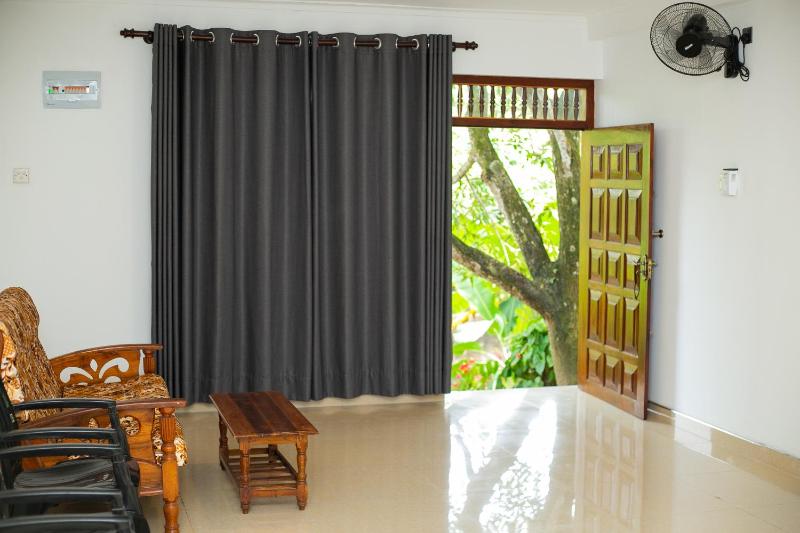 Mountain Villa Weligama - image 8
