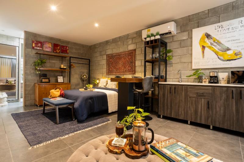 Loft Acogedor y con Estilo en la Mejor Zona - image 16