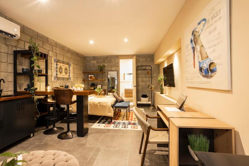 Downtown Loft Style Comfort and Everything at Your Fingertips - image 6