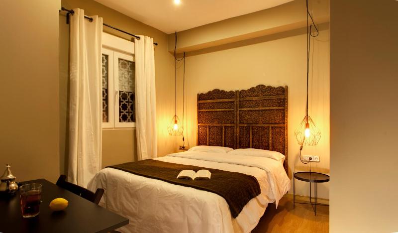 Double Room with Private Bathroom image 4