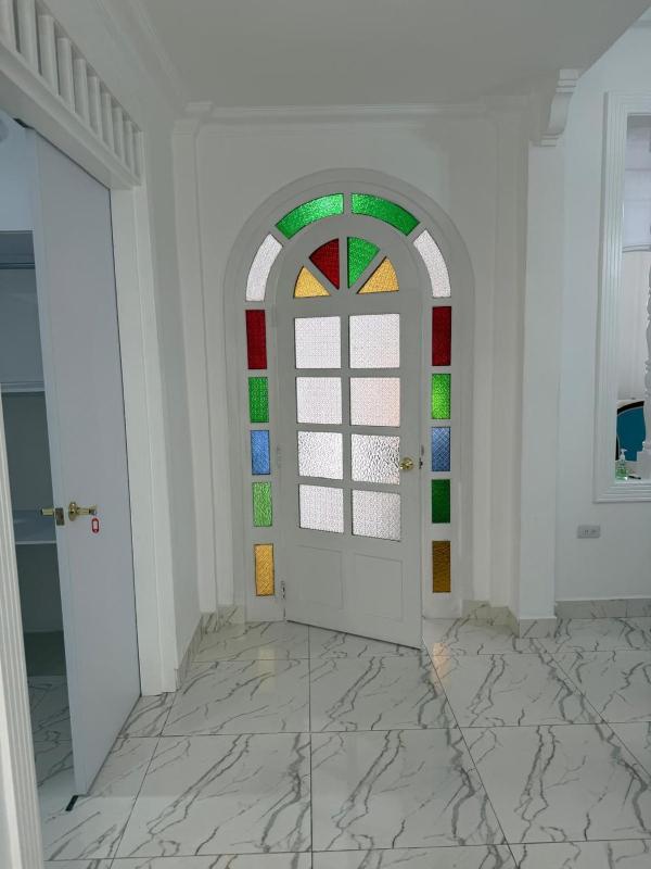 Casa grande y cómoda en San Antonio-Cali - image 10