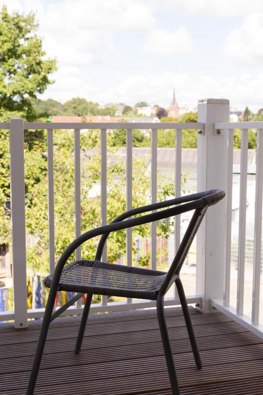 Deluxe Double Room with Balcony image 2
