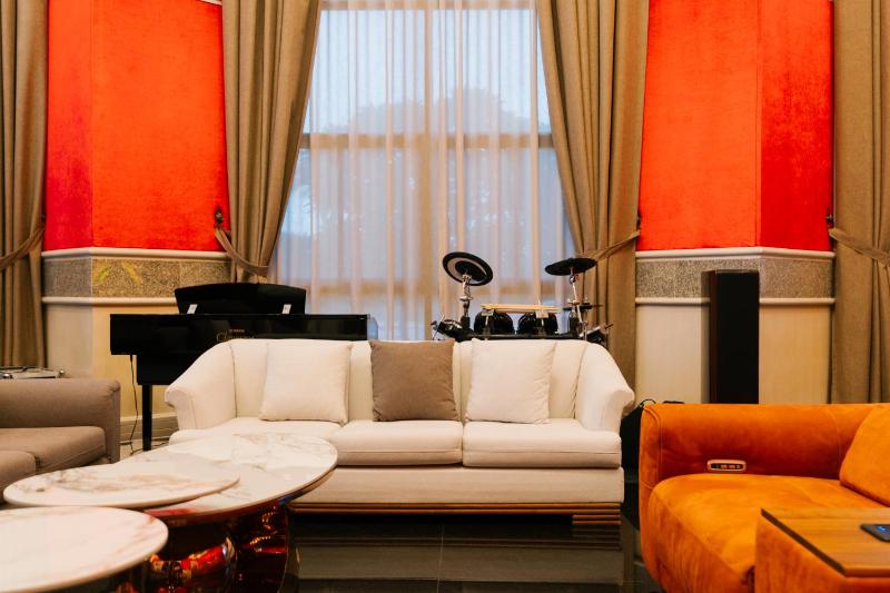 Gamers Residence - image 11
