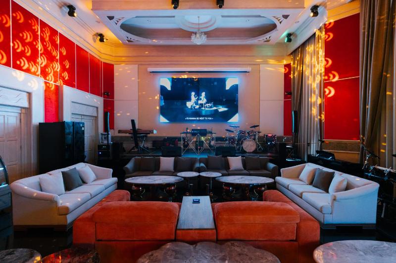 Gamers Residence - image 23