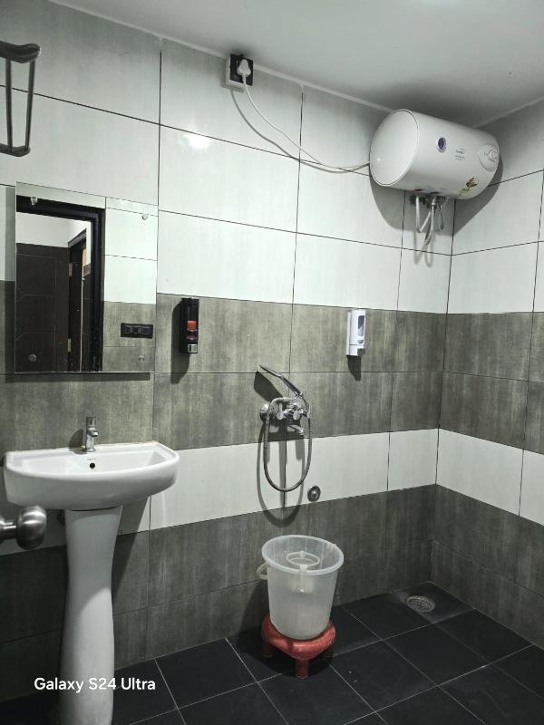 ISBT Dehradun Mode Residency - image 9