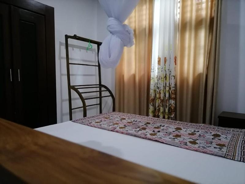 Lisara Homestay - Private Upstairs Apartment - image 12