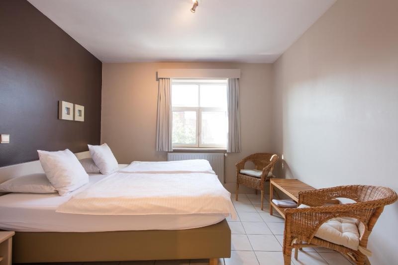 Superior Apartment image 3
