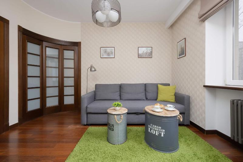 Tasteful and Spacious Two Bedroom Apartment by Noclegi Renters - image 1
