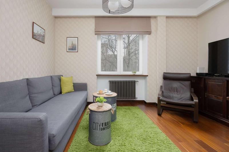 Tasteful and Spacious Two Bedroom Apartment by Noclegi Renters - image 11