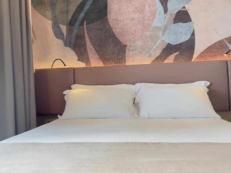 Hotel Continental - image 4