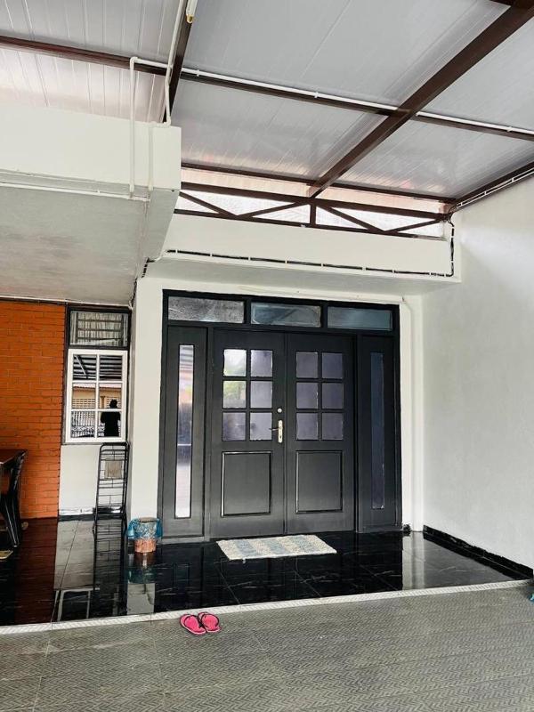 IMIDA HOMESTAY WITH POOL - image 9