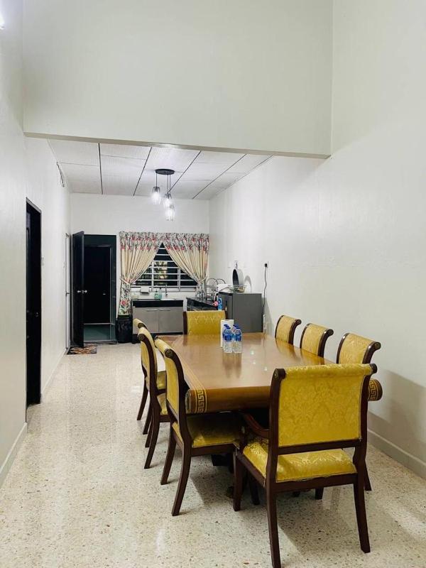 IMIDA HOMESTAY WITH POOL - image 8