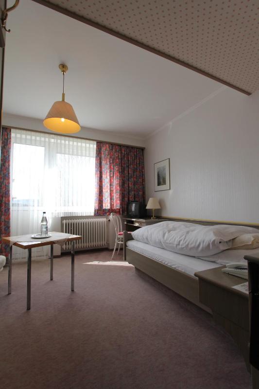Comfort Single Room with Balcony image 4