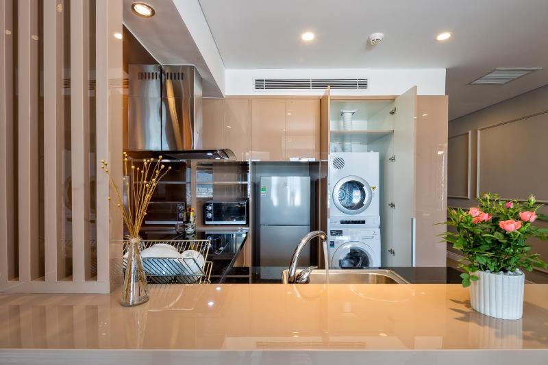 Beachfront Luxury Apartment - Rooftop pool - Da Nang - image 14