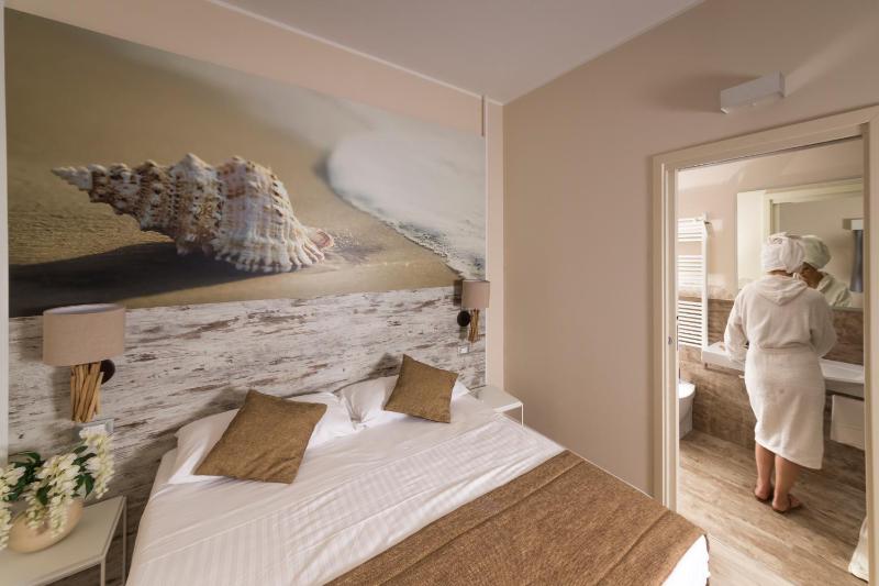 Hotel Life - Natural Style Rimini - image 19