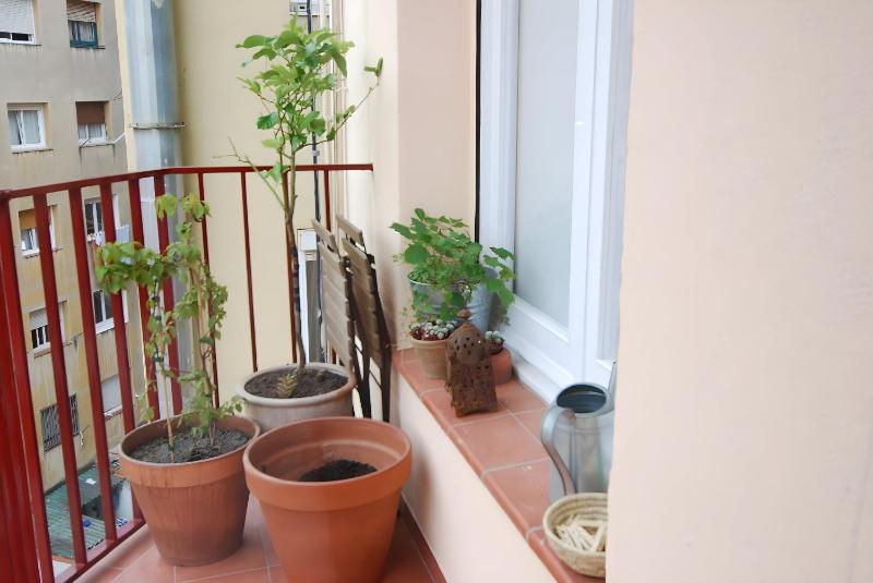 FS2 - Spacious 2 bedroom. Sarrià - Hospital Clinic - image 6
