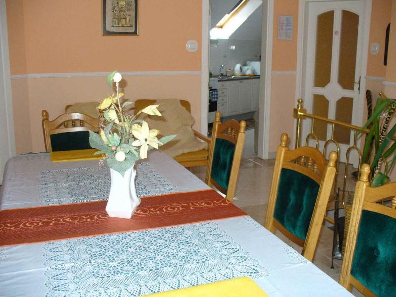 Apartment image 4