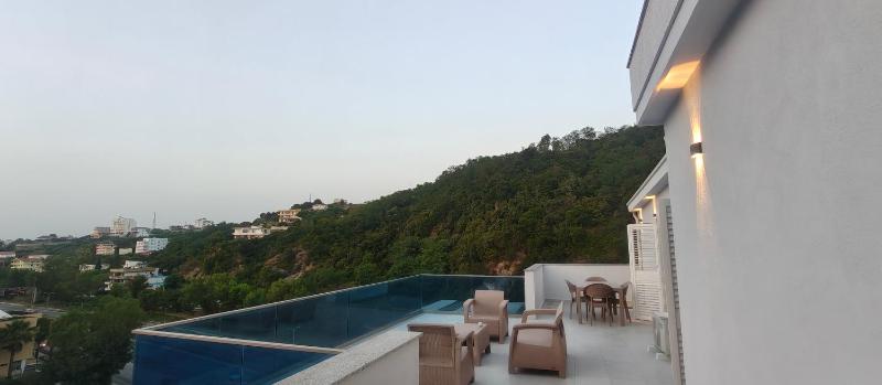 Penthouse avec Rooftop 2 chambres Vue Mer Colline derrière Praia Grande à 100 m de la Plage - image 6