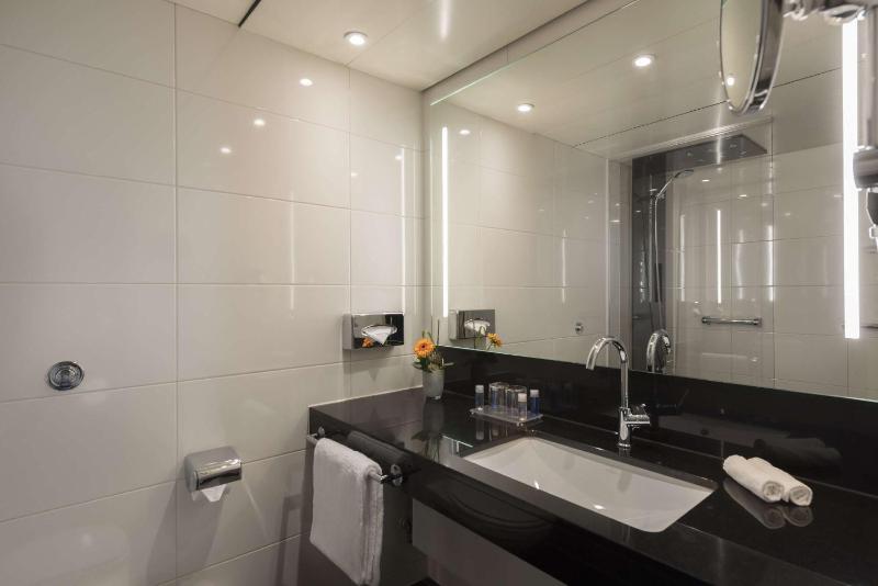 Classic Single Room with Old Town View image 2
