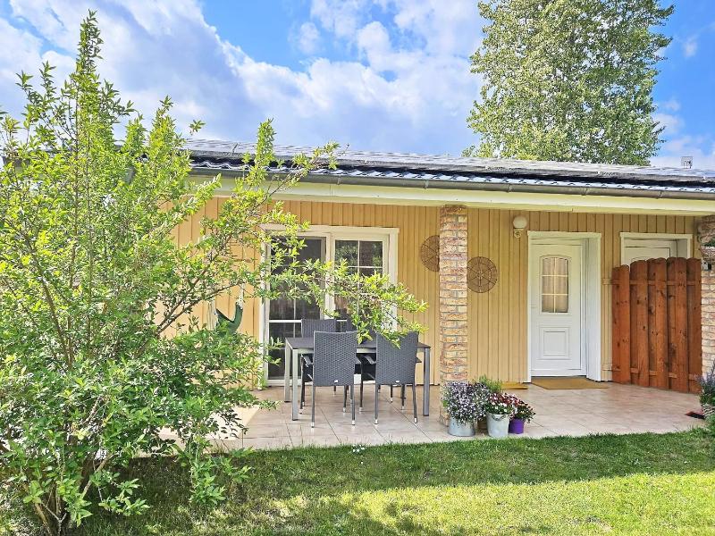 Ferienhaus Sommerwiese - ABC327 - image 1