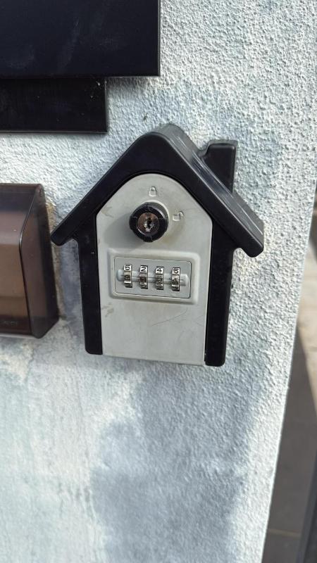 YNY Guest house - image 12