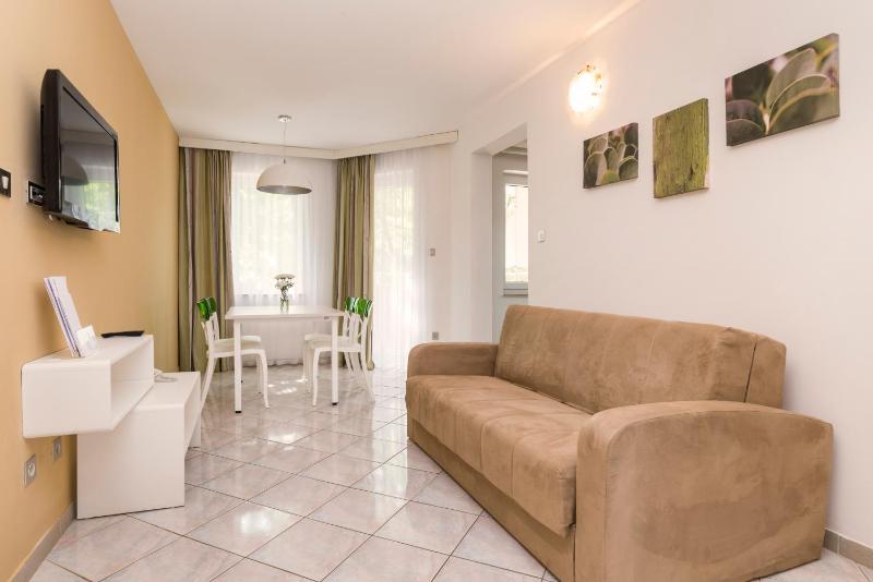 Classic apartment (2+2) image 3