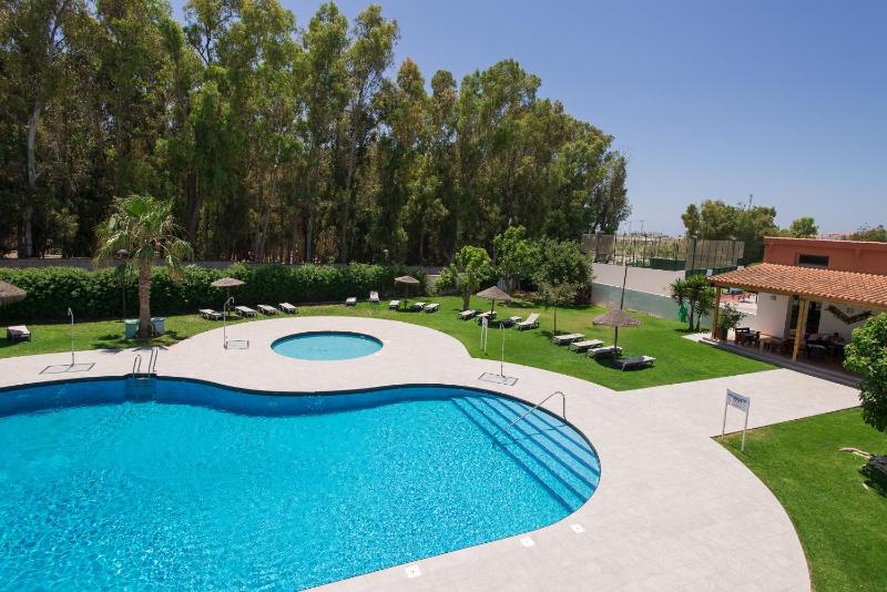 Double or Twin Room with Pool View image 1